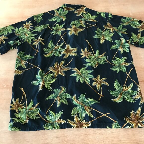 Bishop Street Hawaiian Shirt Men L Green Floral Button Up Pocket Short Sleeve - Picture 2 of 9
